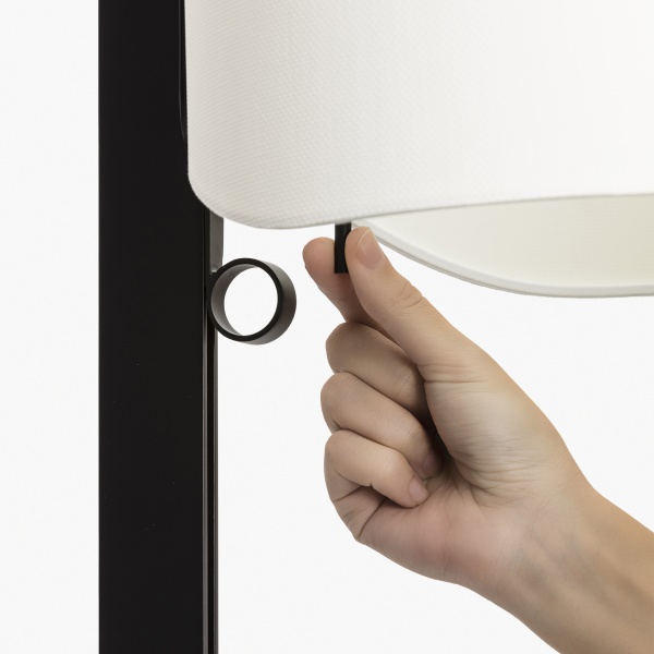 Торшер Stand Up черного и белого цвета E27 20W от интернет-магазина IDODOM.RU