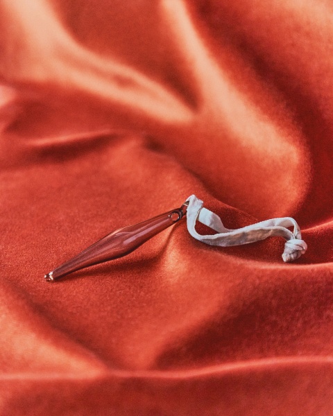 Набор из 2 подвесных украшений Isven из коричневого переработанного стекла, 10 см от интернет-магазина IDODOM.RU