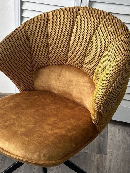 Стул Shell ткань комби желтый, поворотно-возвратный механизм 360 градусов от интернет-магазина IDODOM.RU