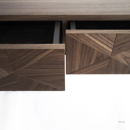 Консоль Pattern_K со шпоном ореха от интернет-магазина IDODOM.RU