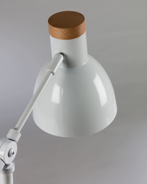 Настольная лампа Scarlett белая от интернет-магазина IDODOM.RU