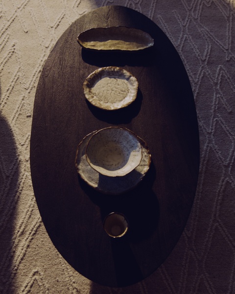 Ovak Журнальный столик из акации с чёрной отделкой 140 x 70 см от интернет-магазина IDODOM.RU