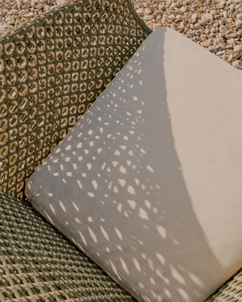 Кресло Olbia из искусственного ротанга и массива тика от интернет-магазина IDODOM.RU