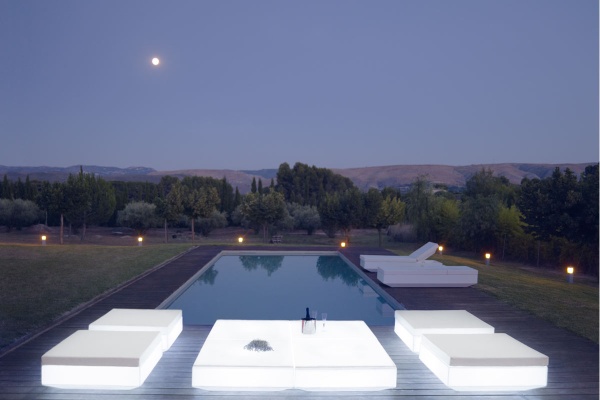 Шезлонг Vela от интернет-магазина IDODOM.RU