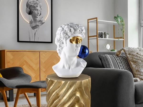 David Бюст -разноцветный от интернет-магазина IDODOM.RU