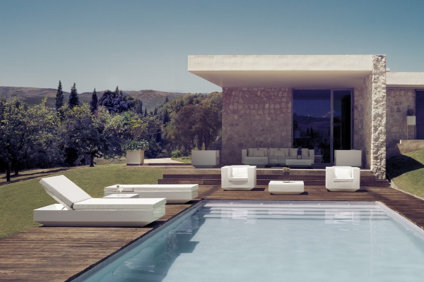 Столик Vela 80x80x30 от интернет-магазина IDODOM.RU