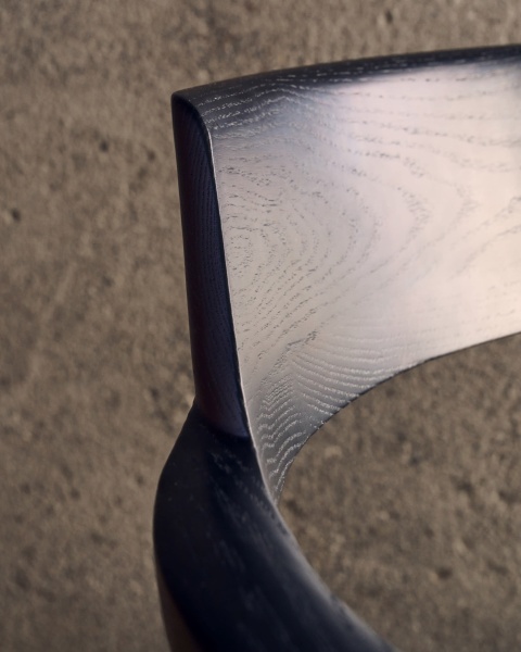 Стул Alocs из бежевой синели из массива дуба с черной отделкой FSC Mix Credit (съемный чехол) от интернет-магазина IDODOM.RU