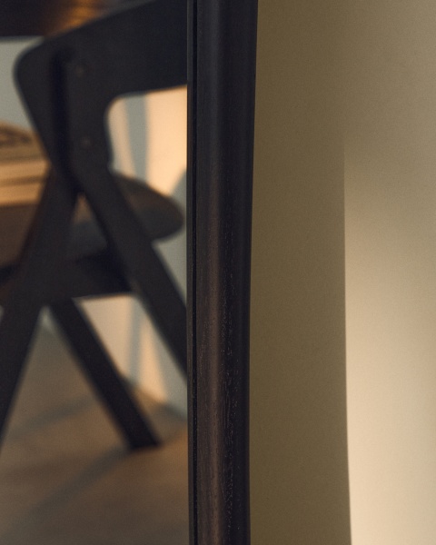 Зеркало из черного тикового дерева Alura 158 x 61 см от интернет-магазина IDODOM.RU