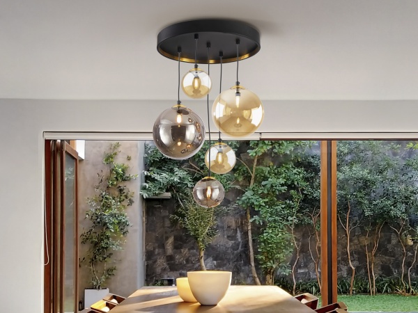 Люстра Dark 5L черный / латунь от интернет-магазина IDODOM.RU