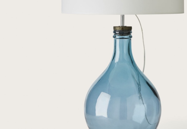 Настольная лампа Sam синее стекло + белый абажур 801011/46 от интернет-магазина IDODOM.RU