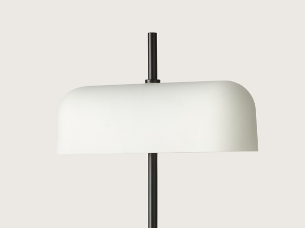 Настольная лампа Atil черная от интернет-магазина IDODOM.RU