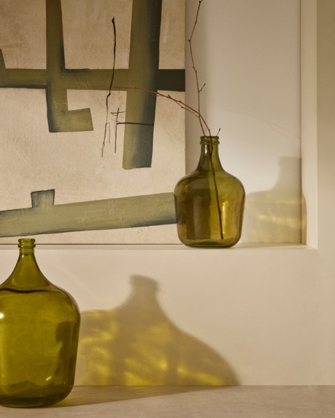 Большая ваза Fiobe из переработанного зеленого стекла от интернет-магазина IDODOM.RU