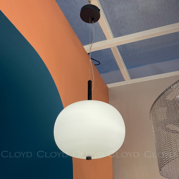 Подвесной светильник Cloyd AVOGADRO-B P1 / Ø25 см - черный - опаловое стекло (арт.11362) от интернет-магазина IDODOM.RU