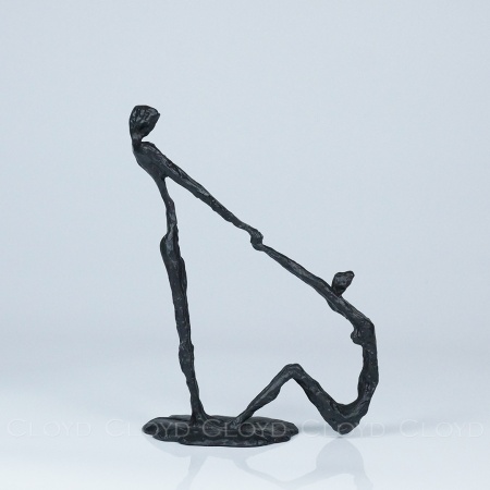 Статуэтка Cloyd FIGURE-1643 / выс. 25 см - черный (арт.50174) от интернет-магазина IDODOM.RU