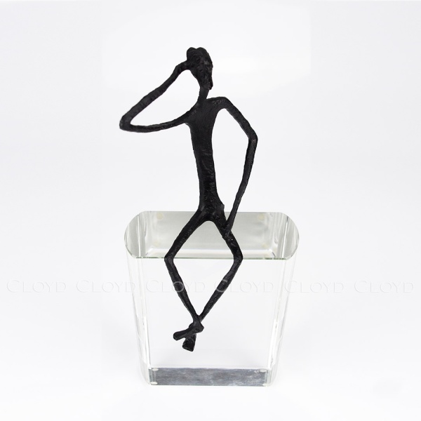 Статуэтка Cloyd арт.50179 / выс. 41 см - черный / серия 1642 от интернет-магазина IDODOM.RU