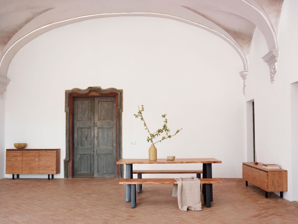 SONO Банкетка 160 черный, натуральная акация от интернет-магазина IDODOM.RU