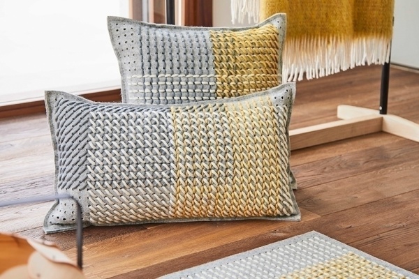 Подушка Canevas Geo Grey 61x36 см от интернет-магазина IDODOM.RU