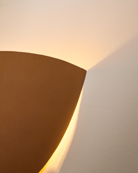 Настенный светильник Nibla из металла с терракотовым эффектом от интернет-магазина IDODOM.RU