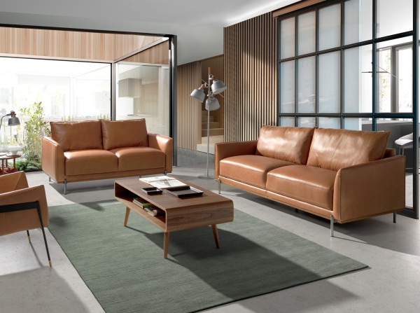 Диван 3-х местный 6130/5607-3P-M2851 кожаный с ножками из стали от интернет-магазина IDODOM.RU