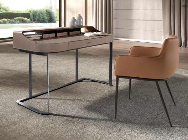 Туалетный столик 3279 из экокожи, ореха и серой стали от интернет-магазина IDODOM.RU