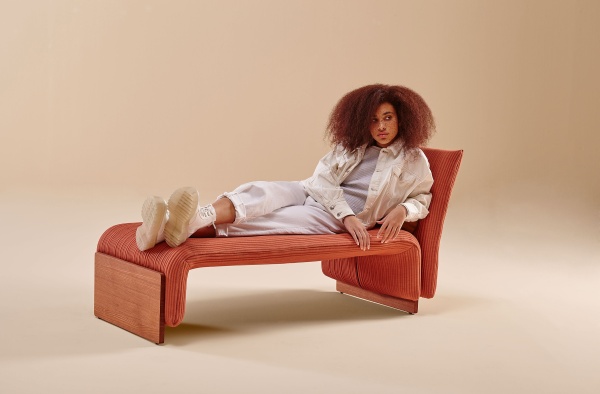 Кушетка с регулируемым подголовником Diwan от интернет-магазина IDODOM.RU