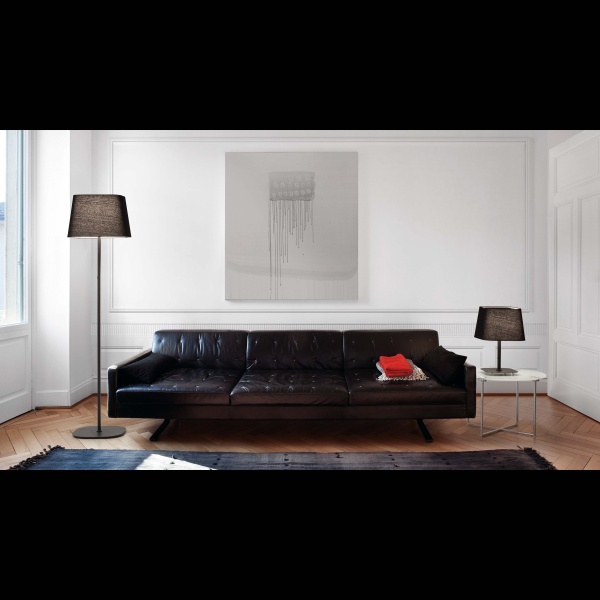 Настольная лампа Sweet черная от интернет-магазина IDODOM.RU