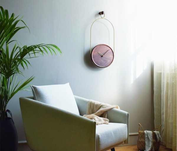 Часы Eslabon орех-латунный от интернет-магазина IDODOM.RU