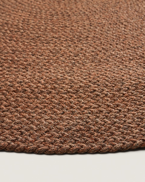 Ковер Despas из синтетических волокон терракотовый Ø200 см от интернет-магазина IDODOM.RU