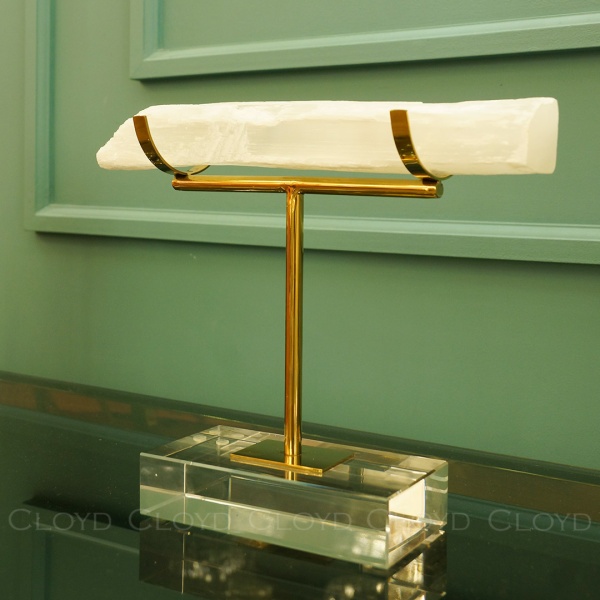 Статуэтка Cloyd арт.50180 / выс. 15 см - золото / серия 1645 от интернет-магазина IDODOM.RU