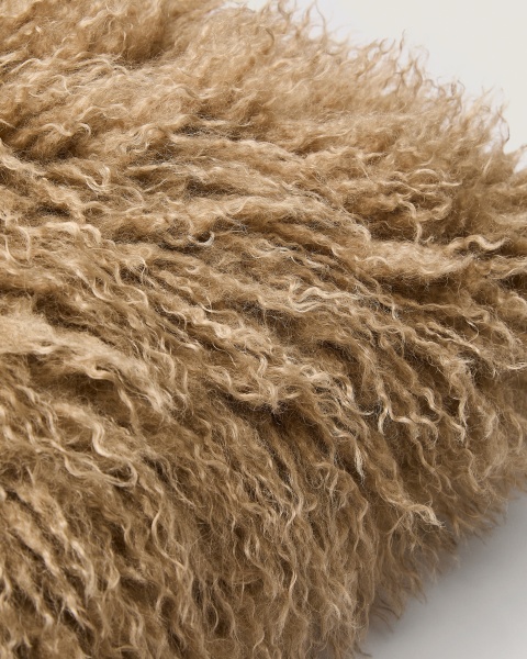 Чехол для подушки Akla из искусственного меха зеленого цвета 40 x 60 см от интернет-магазина IDODOM.RU