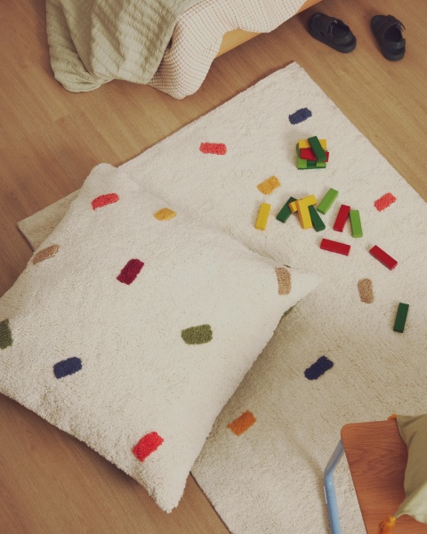 Подушка напольная Epifania белый хлопок с разноцветными точками от интернет-магазина IDODOM.RU