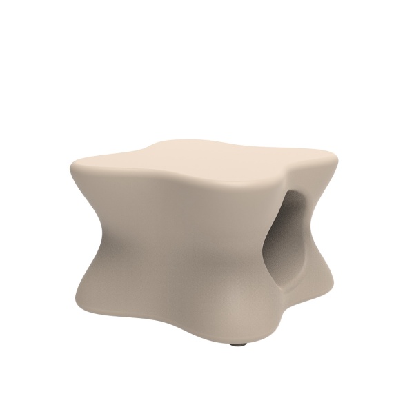 Столик Pal Vondom от интернет-магазина IDODOM.RU