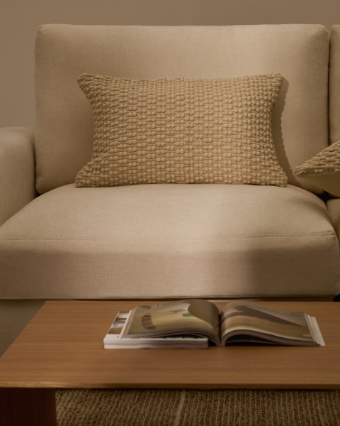 Чехол для подушки Mascarell из хлопка и полиэстера белого цветва 40 x 60 см от интернет-магазина IDODOM.RU