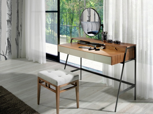 Туалетный столик BRT1701-1 /7033 от интернет-магазина IDODOM.RU