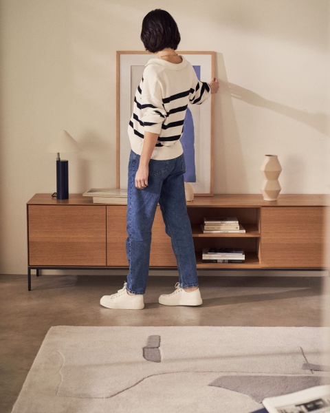 Vedrana Тумба под ТВ из дубового шпона со стальными ножками 195 x 55 см от интернет-магазина IDODOM.RU