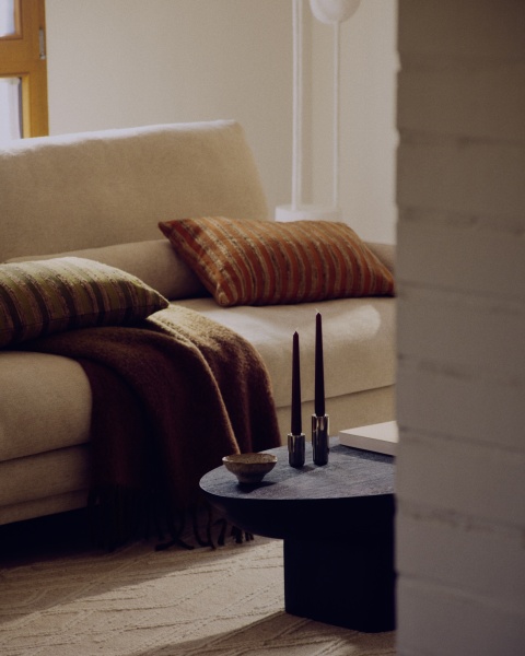 Ovak Журнальный столик из акации с чёрной отделкой 140 x 70 см от интернет-магазина IDODOM.RU