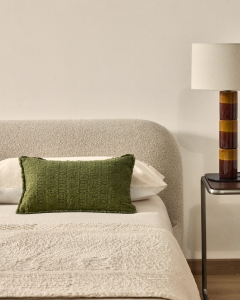 Чехол для подушки Narela из зеленого жаккардового хлопка и вискозы 50 x 30 см от интернет-магазина IDODOM.RU