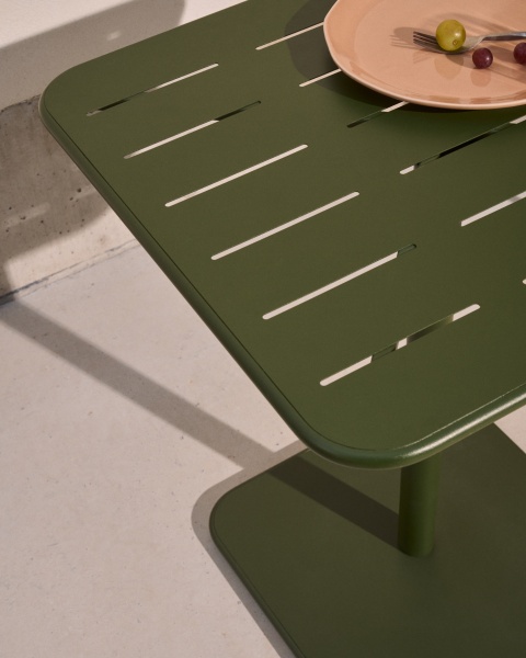 Уличный стол Brai из зеленой оцинкованной стали 70 x 70 см от интернет-магазина IDODOM.RU