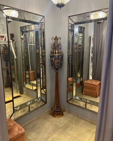 Зеркало Saint-Denis от интернет-магазина IDODOM.RU