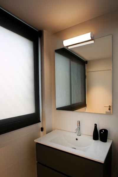 Бра для ванной комнаты Danubio хром 12W от интернет-магазина IDODOM.RU