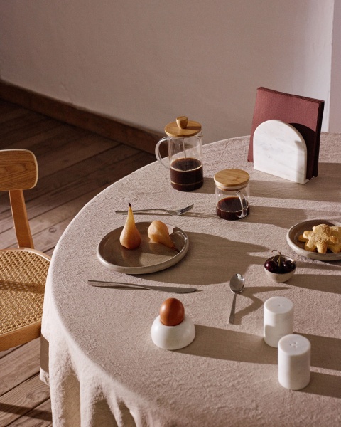 Cinderella Подставка для яиц из белого мрамора от интернет-магазина IDODOM.RU