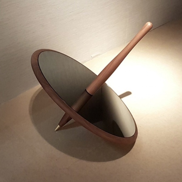 Волчок Escultura Peonza от интернет-магазина IDODOM.RU