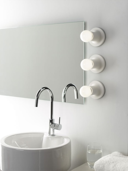 Бра Punt белый от интернет-магазина IDODOM.RU