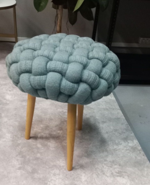 Табуретка Knitted Stools Blue от интернет-магазина IDODOM.RU