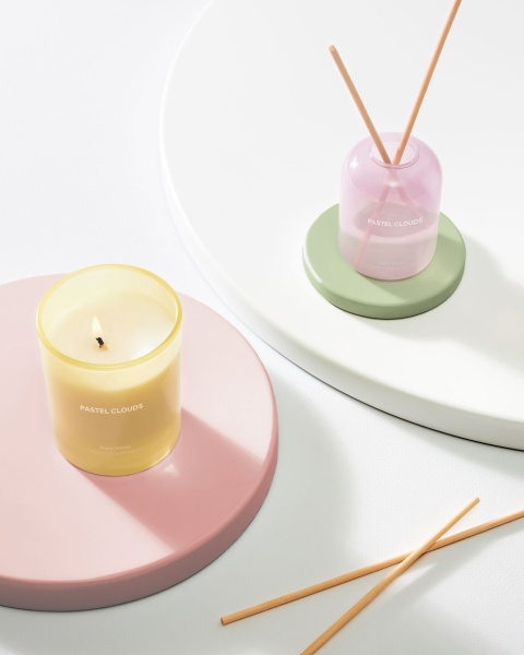 Свеча ароматическая Pastel Clouds 180 г от интернет-магазина IDODOM.RU