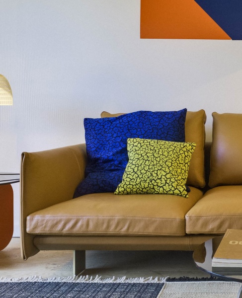 Подушка Rift Blue 66*66 от интернет-магазина IDODOM.RU