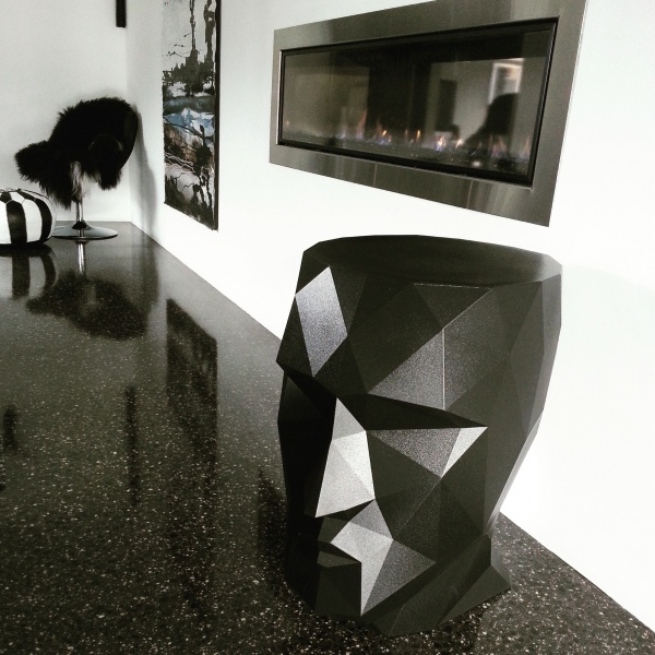 Столик Adan матовый черный от интернет-магазина IDODOM.RU