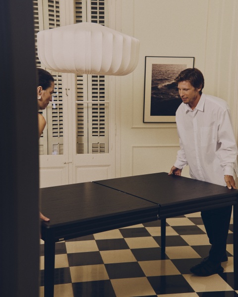 Раздвижной стол Lenon черный из шпона и массива дуба 160(240)x90 от интернет-магазина IDODOM.RU