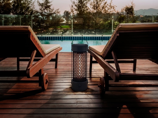 Уличный фонарь-обогреватель Heat Black 1200W от интернет-магазина IDODOM.RU