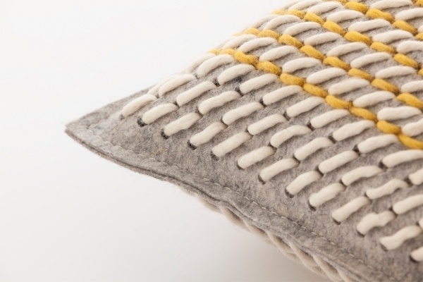 Подушка Canevas Geo Grey 61x36 см от интернет-магазина IDODOM.RU